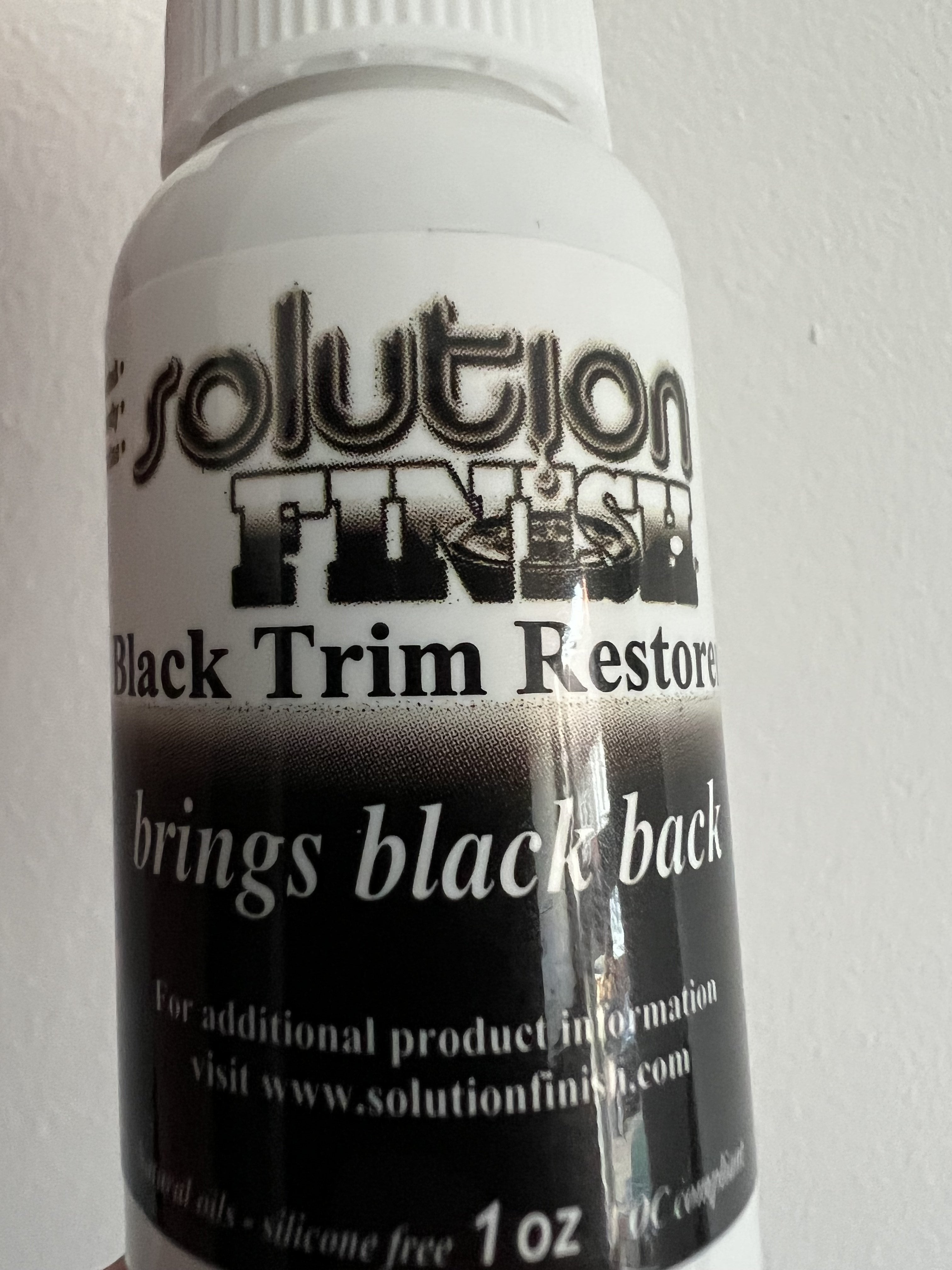 Solution Finish Black Plastic & Vinyl Restorer 12oz – Detailing